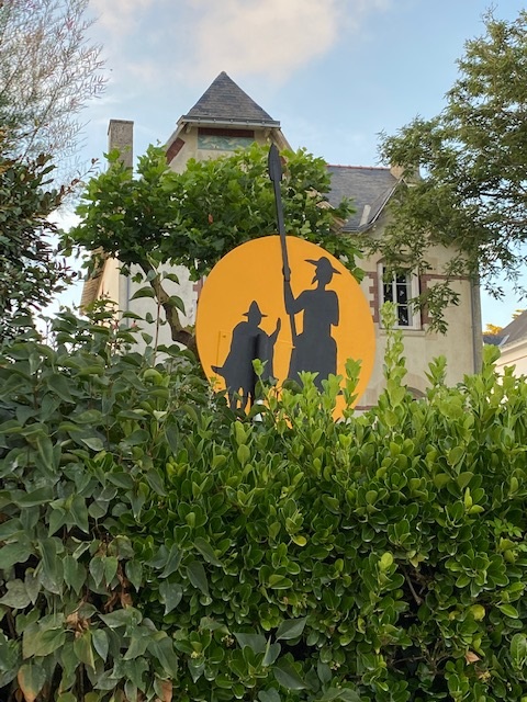 photosgcregards03 girouette Don Quichotte et Sancho Panza 